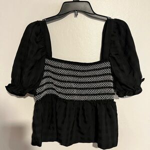 Dizzy Lizzy Smocked Top Size L
